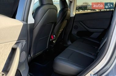 Позашляховик / Кросовер Tesla Model Y 2024 в Дніпрі