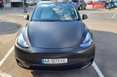 Внедорожник / Кроссовер Tesla Model Y 2022 в Киеве