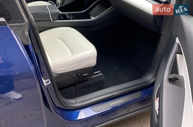Внедорожник / Кроссовер Tesla Model Y 2020 в Киеве