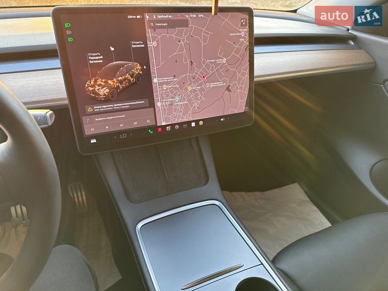 Позашляховик / Кросовер Tesla Model Y 2021 в Львові