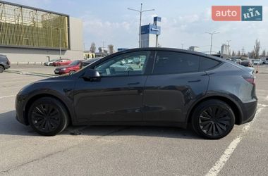 Позашляховик / Кросовер Tesla Model Y 2024 в Києві фото 3 Позашляховик / Кросовер Tesla Model Y 2024 в Києві