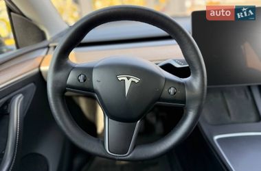 Позашляховик / Кросовер Tesla Model Y 2024 в Києві фото 11 Позашляховик / Кросовер Tesla Model Y 2024 в Києві