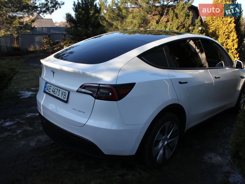 Внедорожник / Кроссовер Tesla Model Y 2024 в Днепре фото 16 Внедорожник / Кроссовер Tesla Model Y 2024 в Днепре