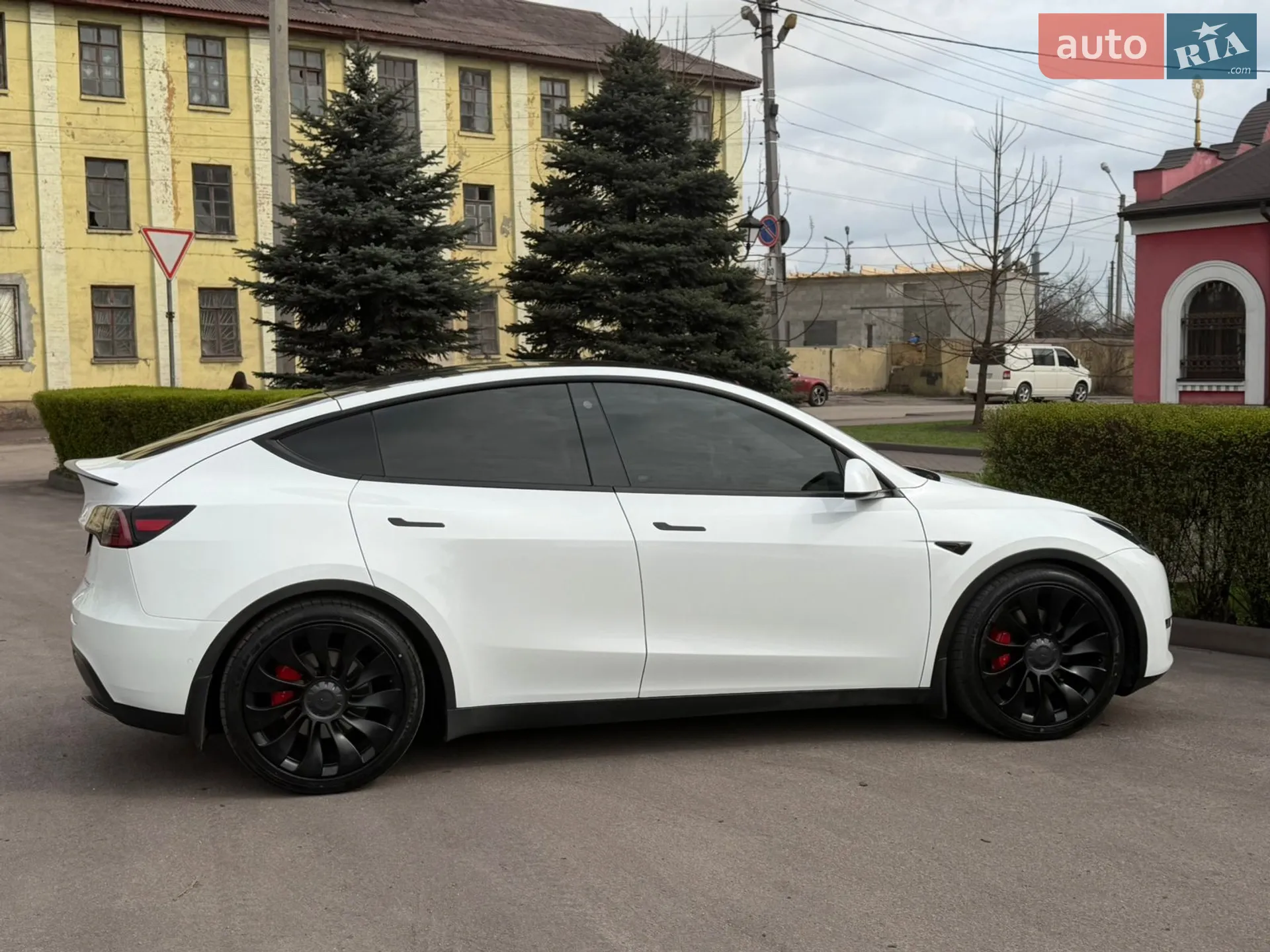 2022 Tesla Model Y - мініатюра 19