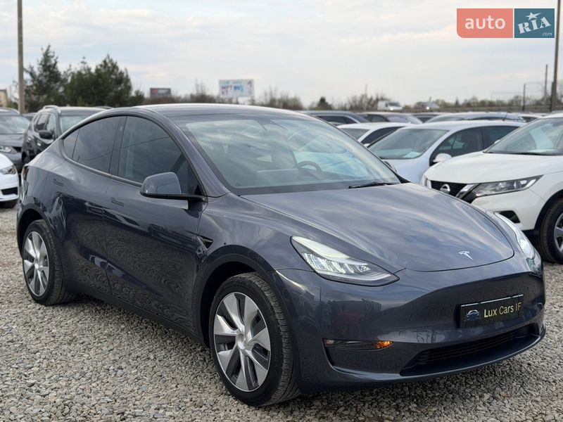 Tesla Model Y 2023 Tesla Model Y 2023