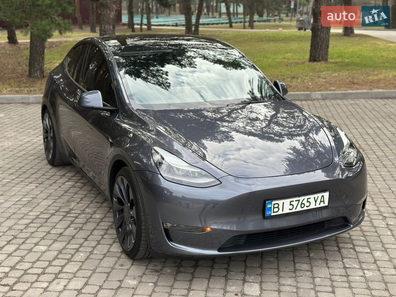 Позашляховик / Кросовер Tesla Model Y 2023 в Кременчуці фото 13 Позашляховик / Кросовер Tesla Model Y 2023 в Кременчуці