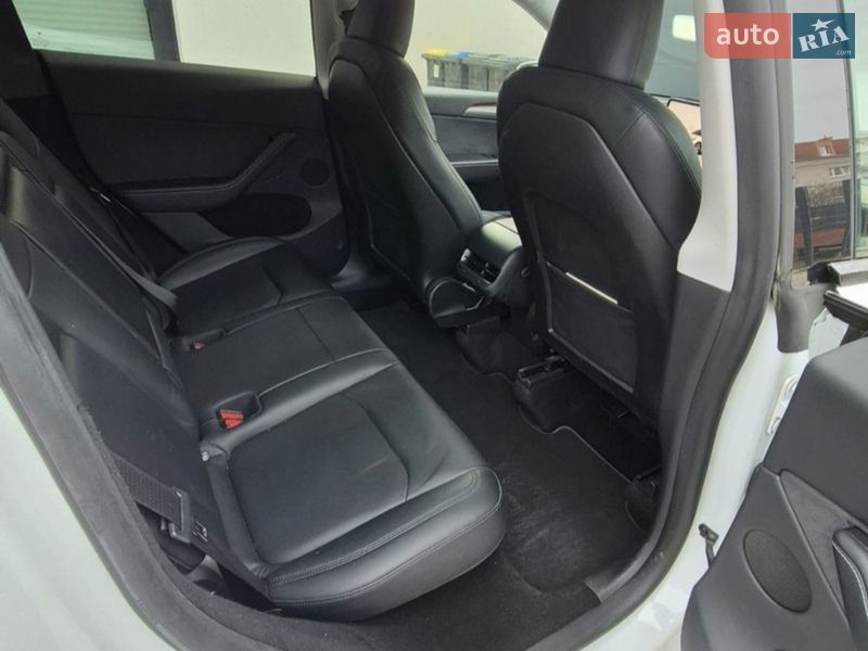 Внедорожник / Кроссовер Tesla Model Y 2023 в Березане фото 19 Внедорожник / Кроссовер Tesla Model Y 2023 в Березане
