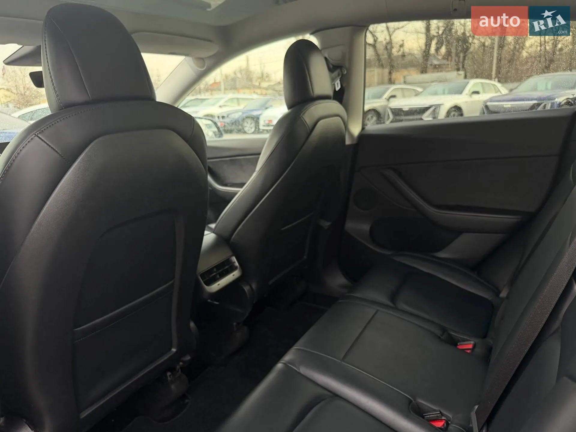 2020 Tesla Model Y - мініатюра 19