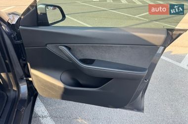 Позашляховик / Кросовер Tesla Model Y 2020 в Житомирі фото 24 Позашляховик / Кросовер Tesla Model Y 2020 в Житомирі