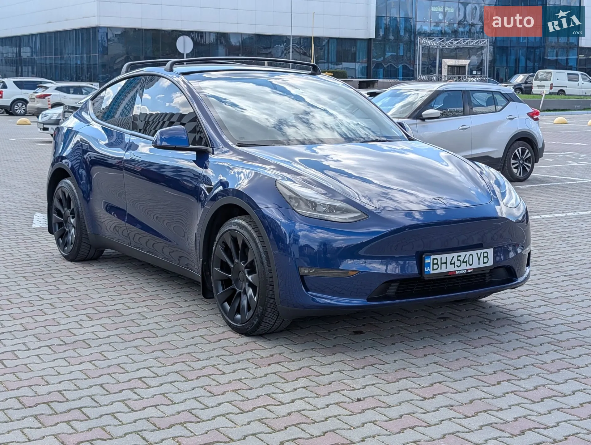 2024 Tesla Model Y - мініатюра 24