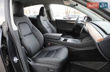 Внедорожник / Кроссовер Tesla Model Y 2024 в Харькове