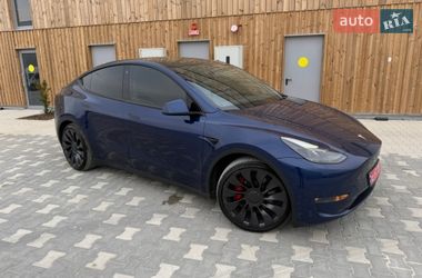 Позашляховик / Кросовер Tesla Model Y 2022 в Львові