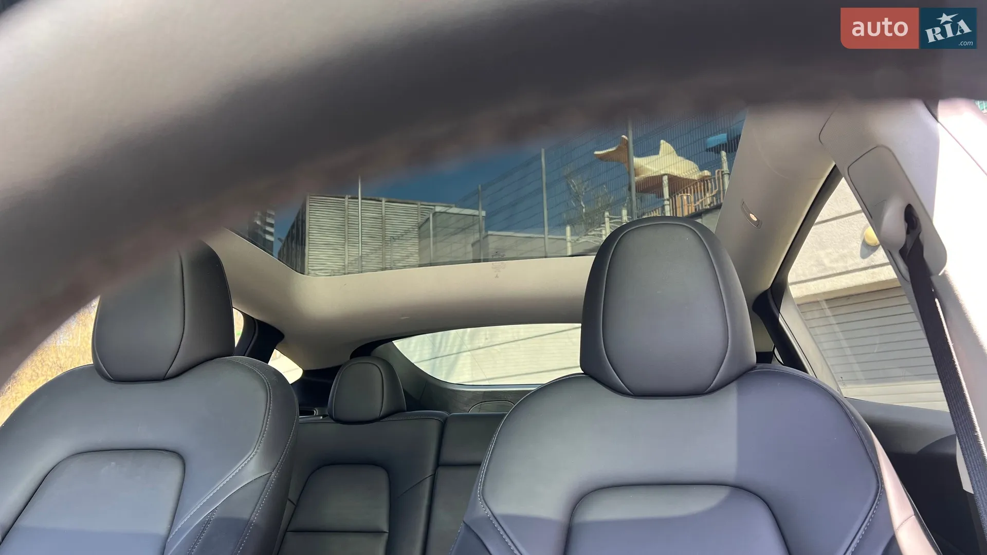 2024 Tesla Model Y - мініатюра 15