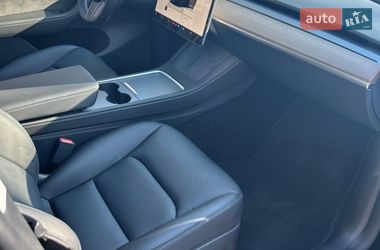 Позашляховик / Кросовер Tesla Model Y 2024 в Києві