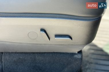 Позашляховик / Кросовер Tesla Model Y 2023 в Києві