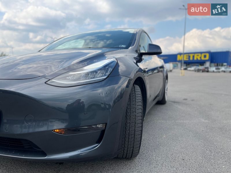 Внедорожник / Кроссовер Tesla Model Y 2021 в Львове