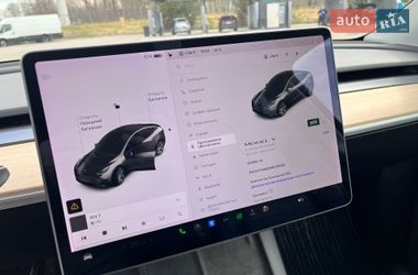 Внедорожник / Кроссовер Tesla Model Y 2021 в Львове