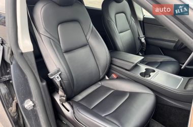 Внедорожник / Кроссовер Tesla Model Y 2021 в Львове