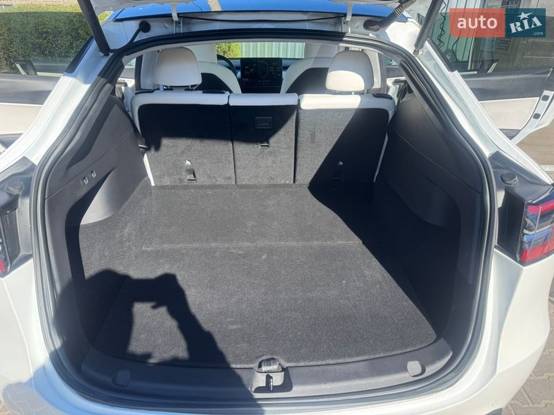 Позашляховик / Кросовер Tesla Model Y 2021 в Дніпрі фото 12 Позашляховик / Кросовер Tesla Model Y 2021 в Дніпрі