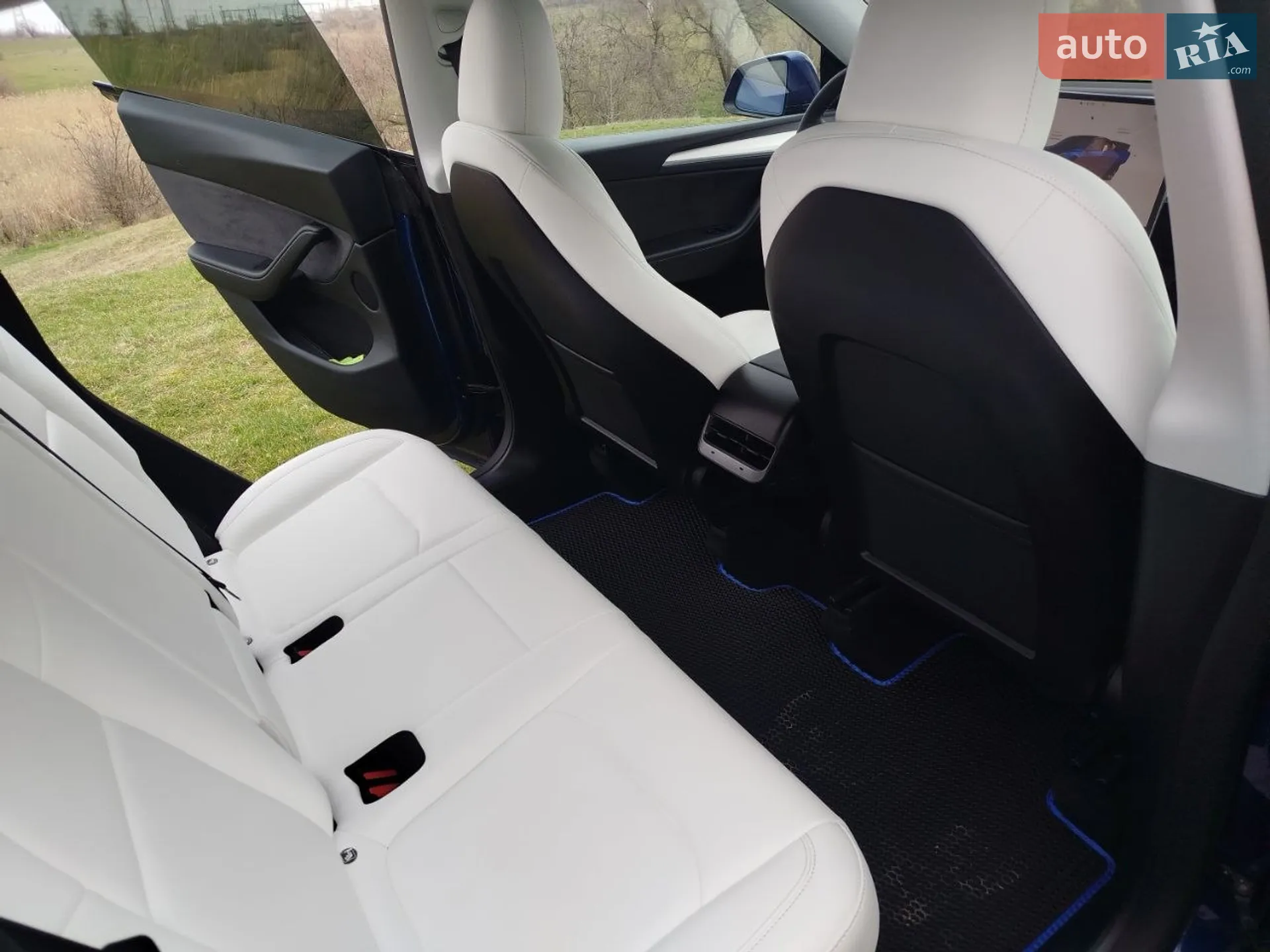 2024 Tesla Model Y - мініатюра 31
