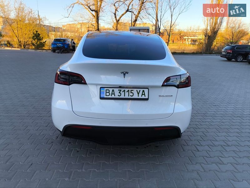 Позашляховик / Кросовер Tesla Model Y 2022 в Кропивницькому фото 11 Позашляховик / Кросовер Tesla Model Y 2022 в Кропивницькому