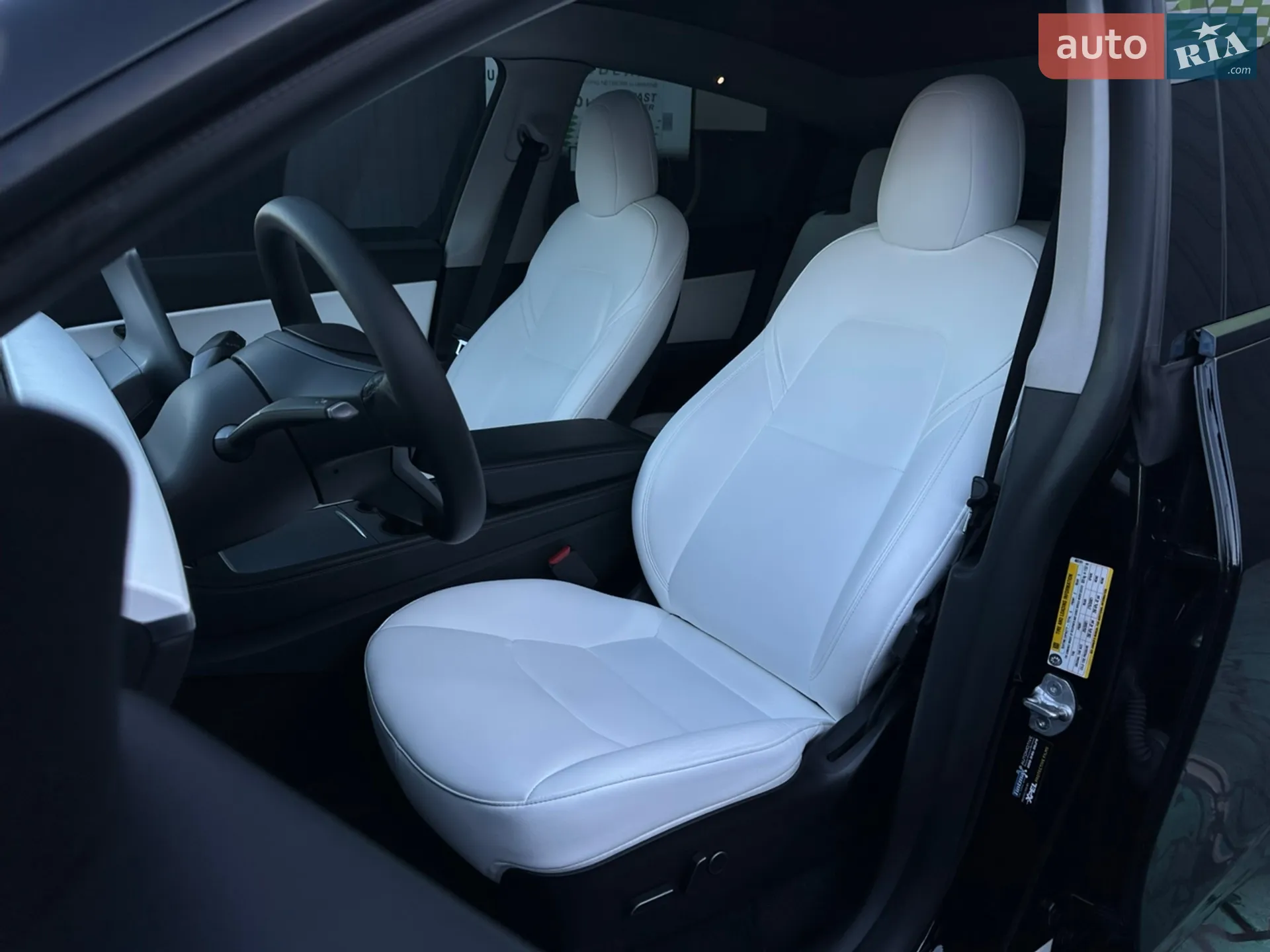 2022 Tesla Model Y - мініатюра 35
