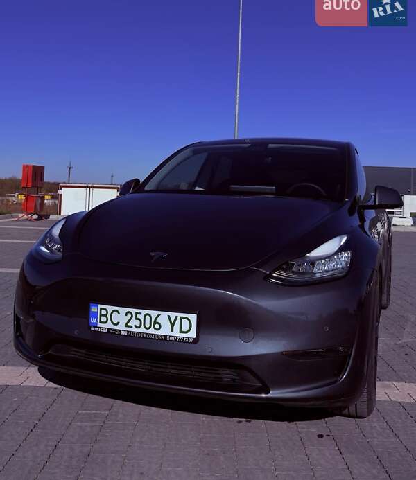 Позашляховик / Кросовер Tesla Model Y 2022 в Львові