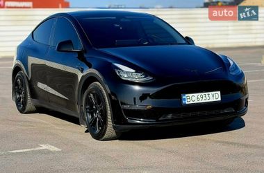 Внедорожник / Кроссовер Tesla Model Y 2023 в Львове
