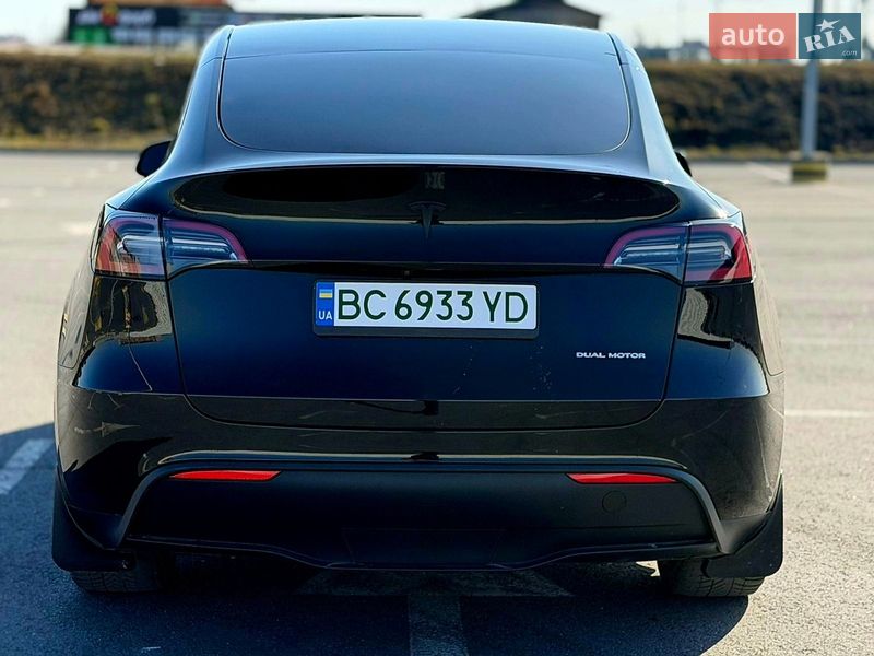 Внедорожник / Кроссовер Tesla Model Y 2023 в Львове