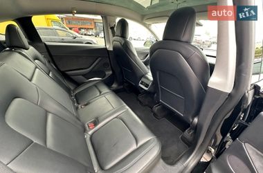 Позашляховик / Кросовер Tesla Model Y 2021 в Києві