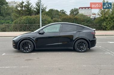 Позашляховик / Кросовер Tesla Model Y 2021 в Києві