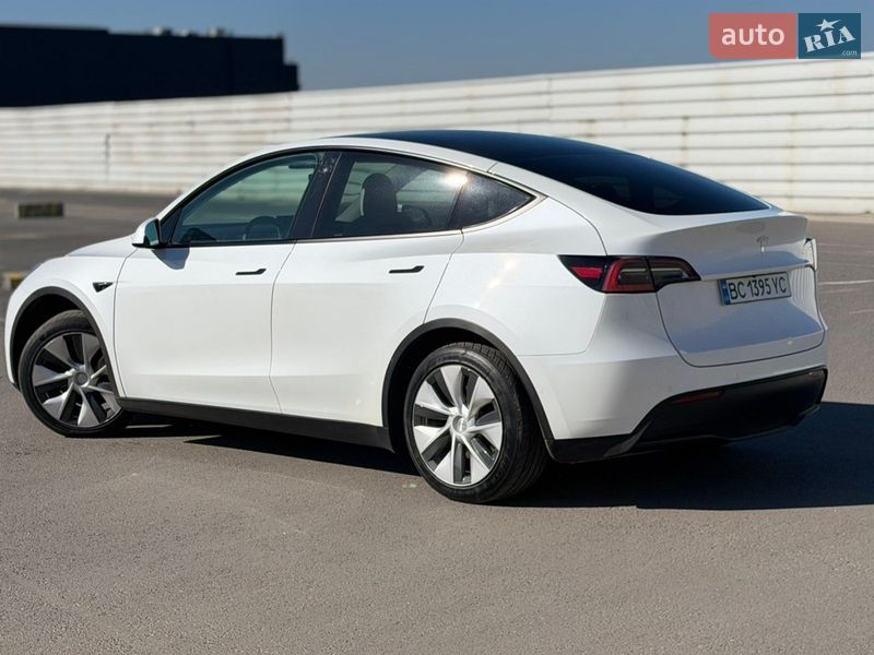 Внедорожник / Кроссовер Tesla Model Y 2021 в Львове