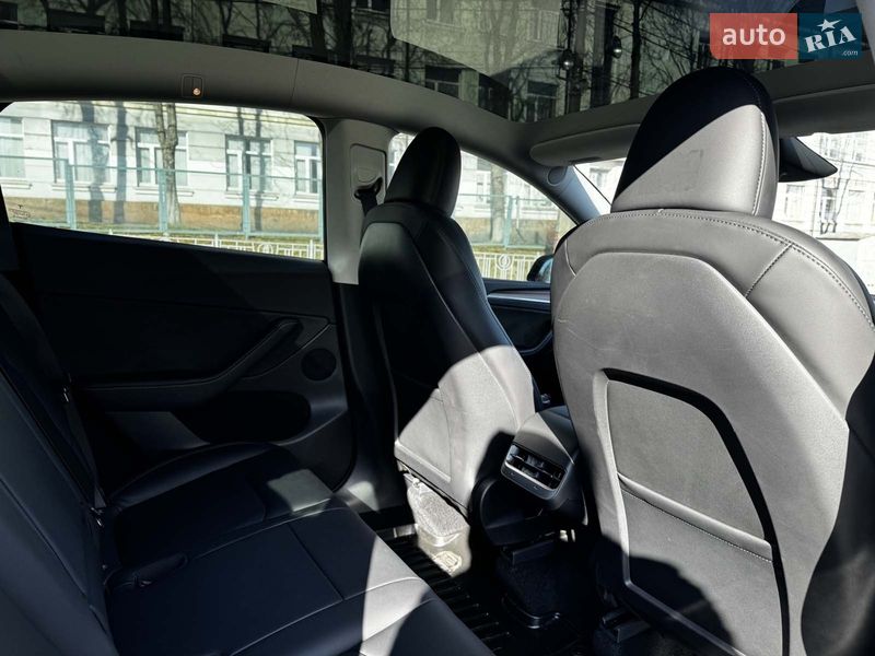 Внедорожник / Кроссовер Tesla Model Y 2024 в Киеве фото 34 Внедорожник / Кроссовер Tesla Model Y 2024 в Киеве