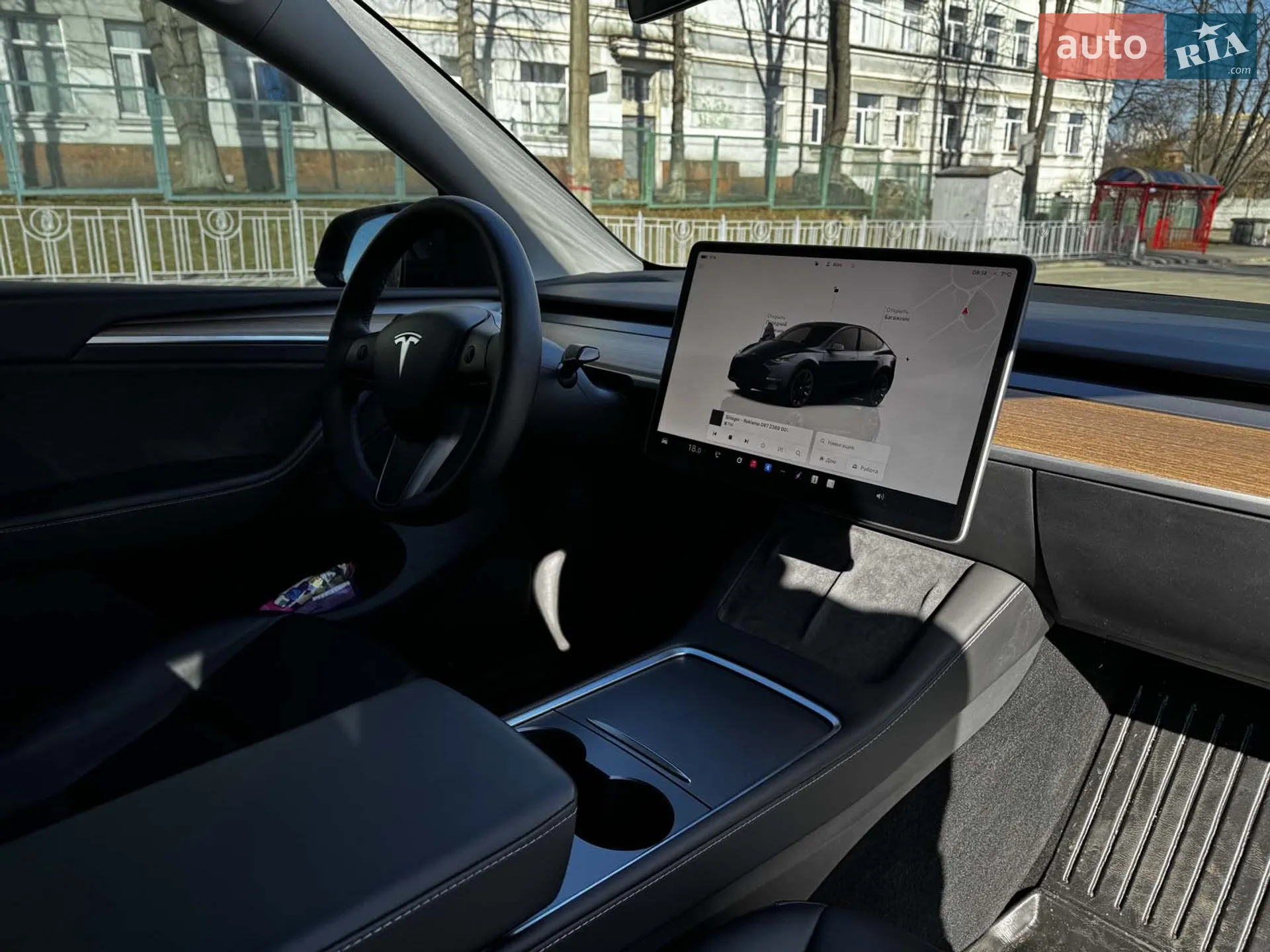 2024 Tesla Model Y - мініатюра 37