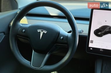 Позашляховик / Кросовер Tesla Model Y 2021 в Миколаєві