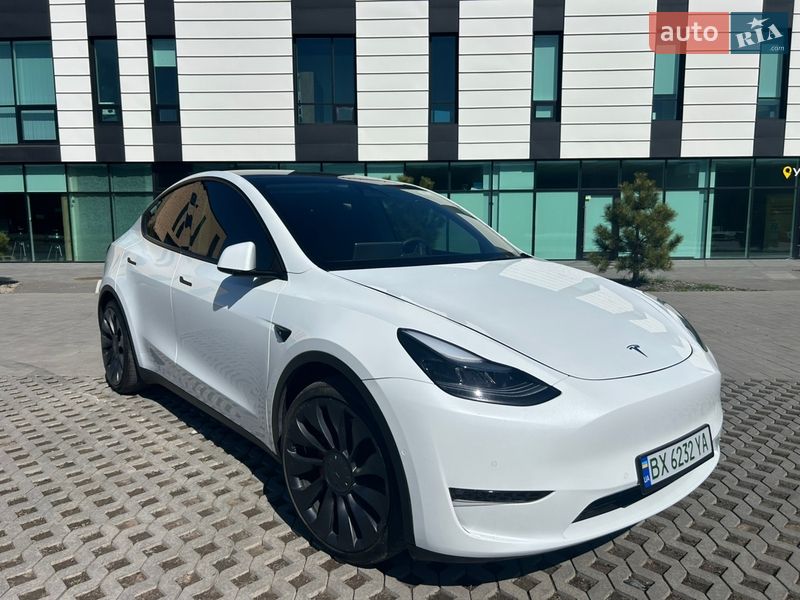 Tesla Model Y 2022