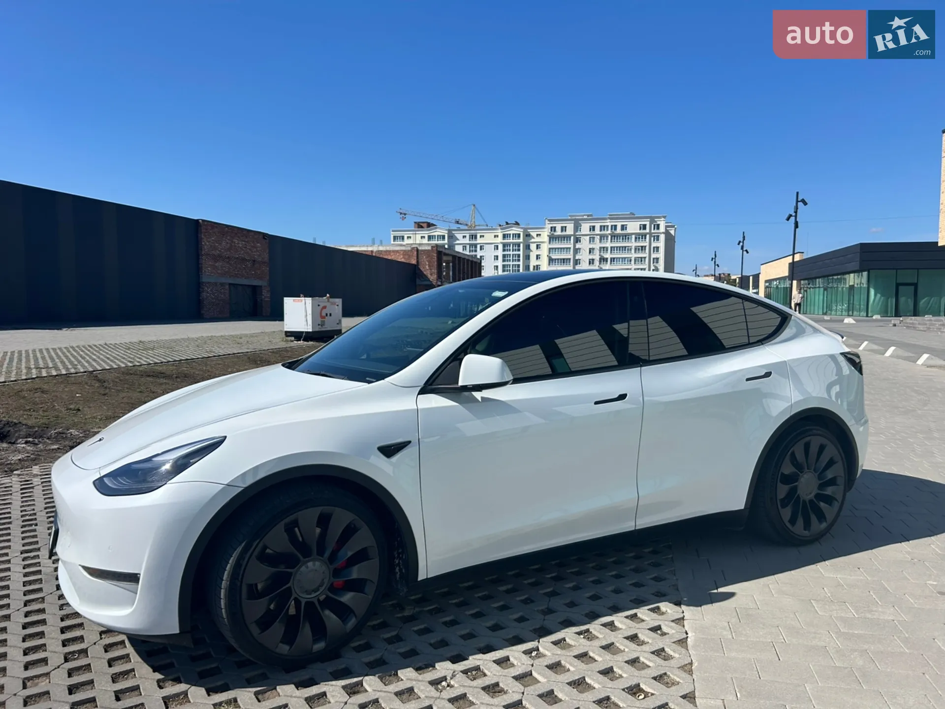 2022 Tesla Model Y - мініатюра 9