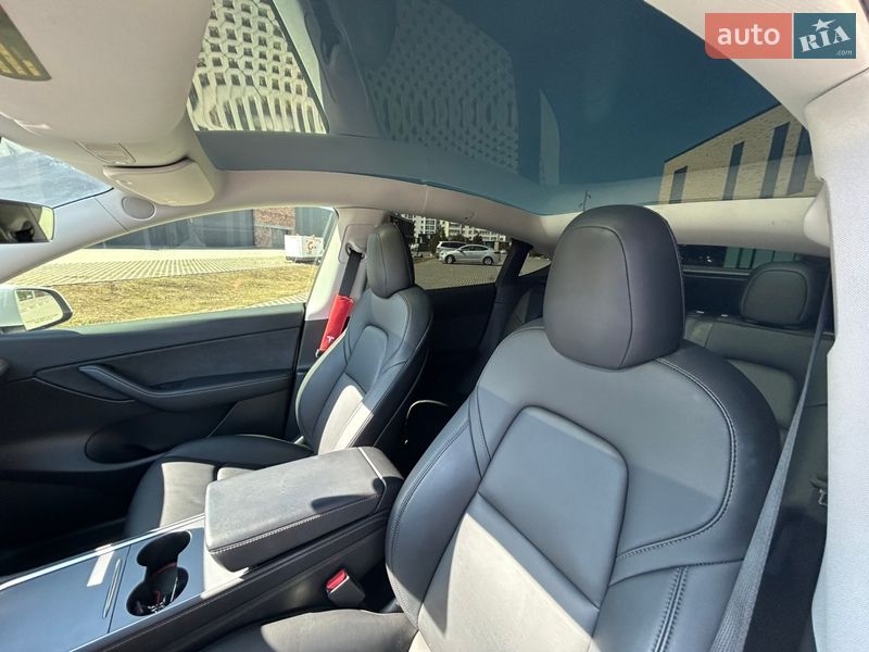 Внедорожник / Кроссовер Tesla Model Y 2022 в Хмельницком