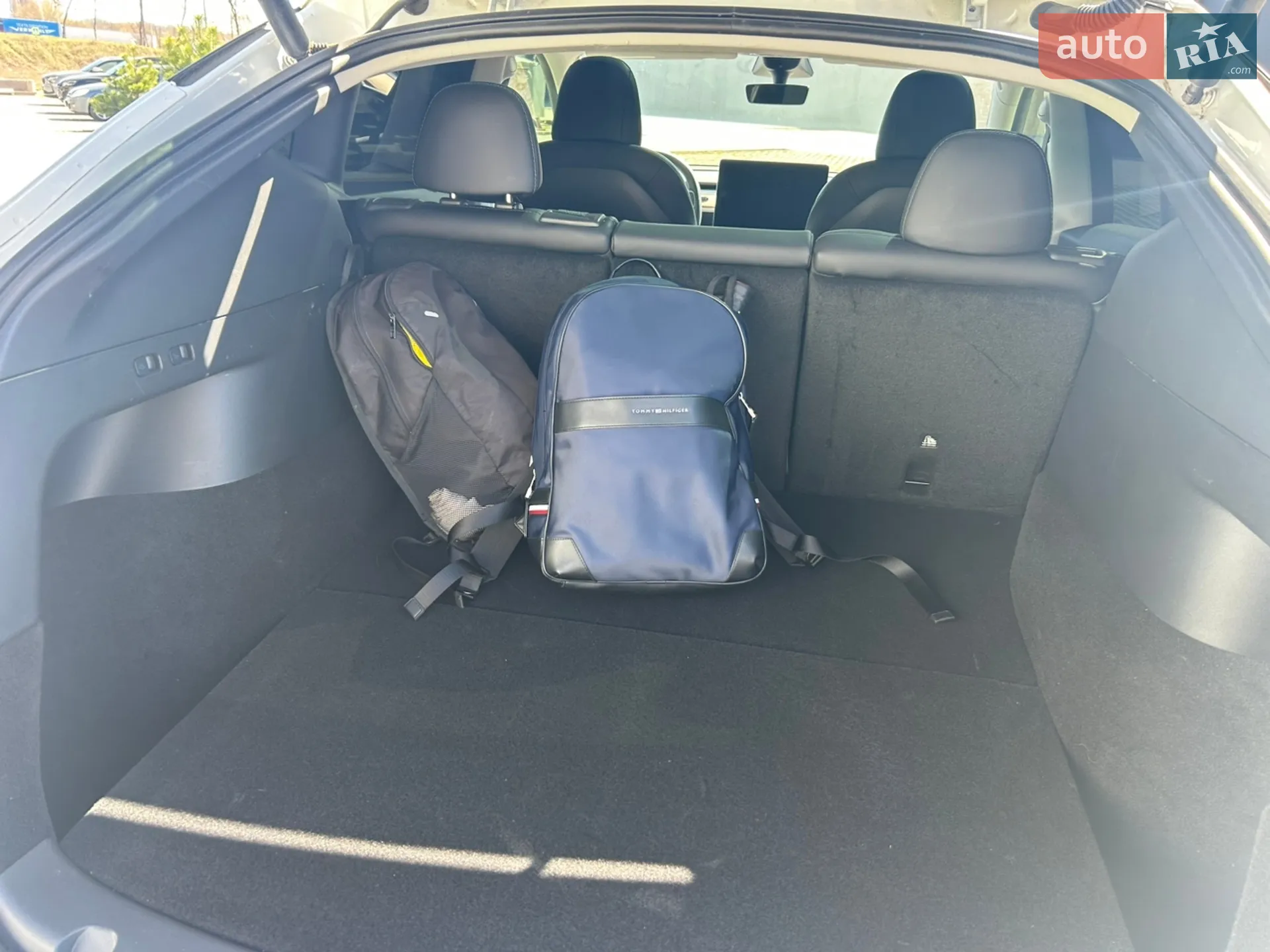 2022 Tesla Model Y - мініатюра 18