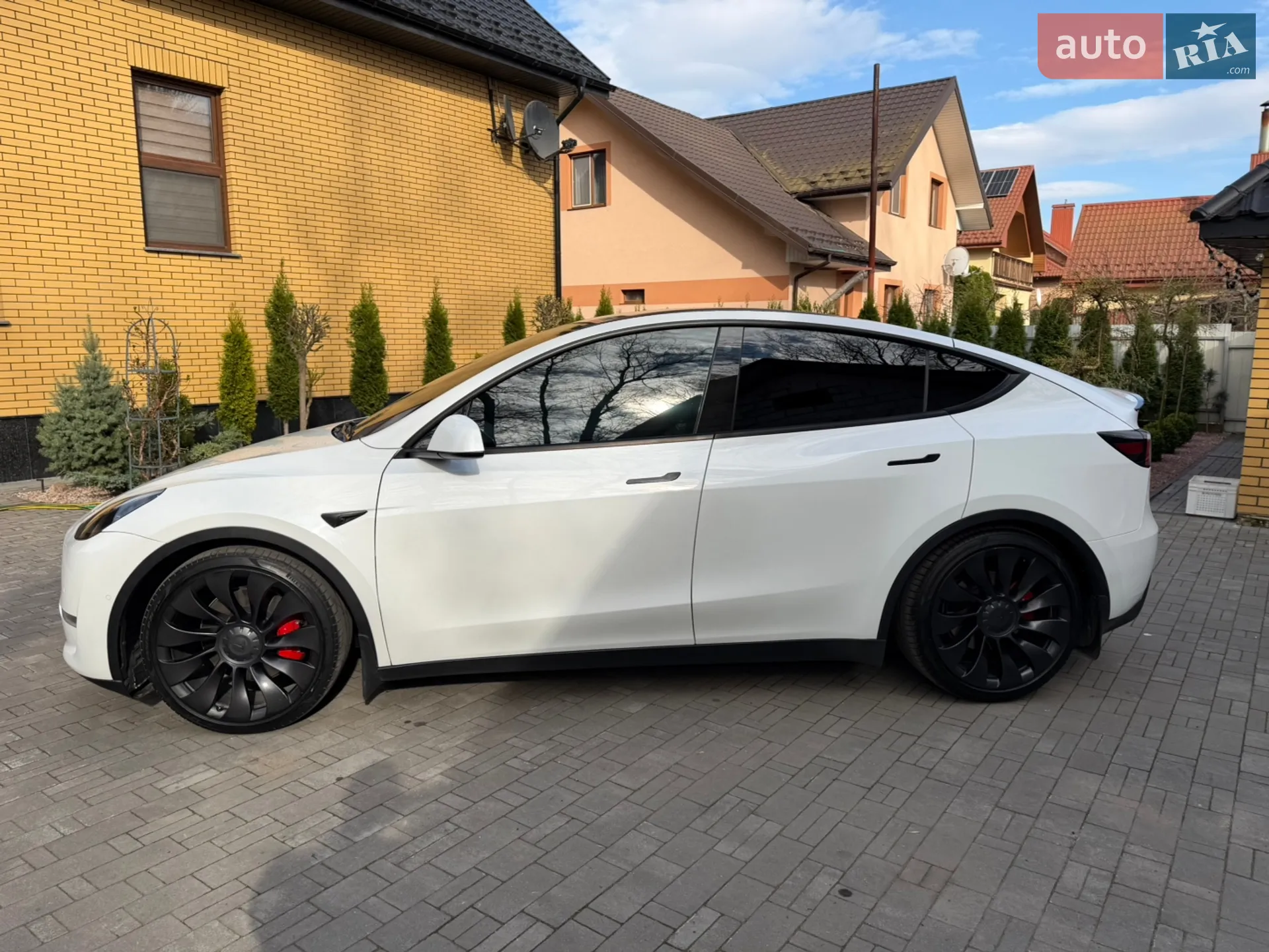 2022 Tesla Model Y - мініатюра 5