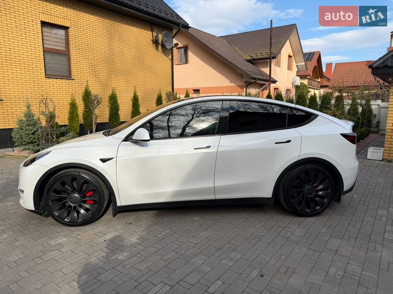 Внедорожник / Кроссовер Tesla Model Y 2022 в Владимире