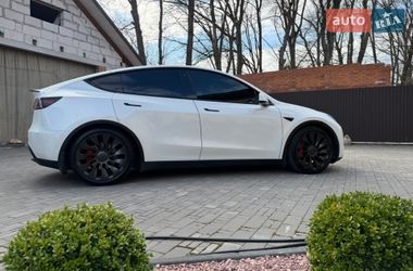 Внедорожник / Кроссовер Tesla Model Y 2022 в Владимире