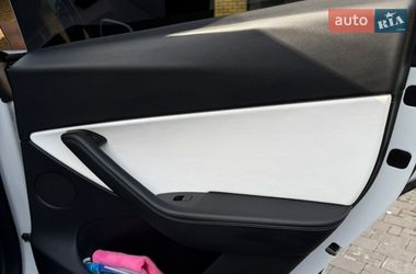 Внедорожник / Кроссовер Tesla Model Y 2022 в Владимире