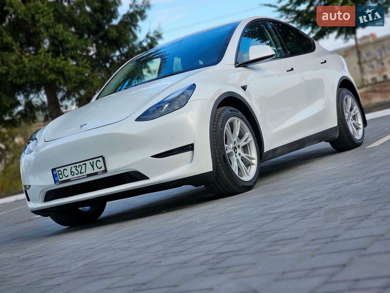 Tesla Model Y 2022 Tesla Model Y 2022