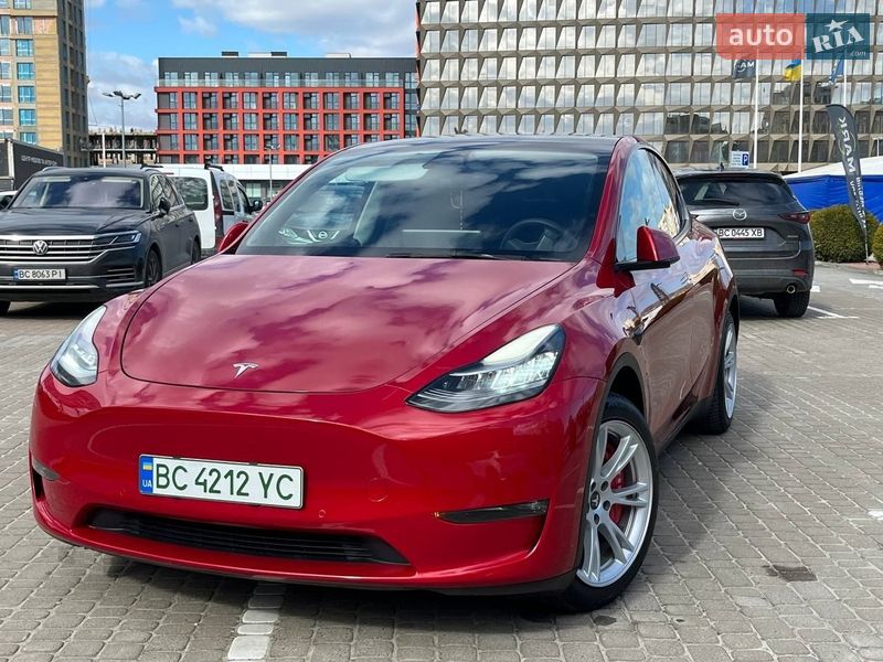 Внедорожник / Кроссовер Tesla Model Y 2021 в Львове