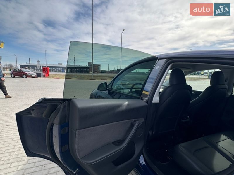 Внедорожник / Кроссовер Tesla Model Y 2023 в Ивано-Франковске фото 9 Внедорожник / Кроссовер Tesla Model Y 2023 в Ивано-Франковске