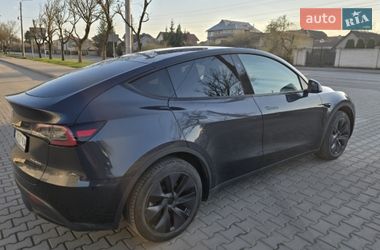 Внедорожник / Кроссовер Tesla Model Y 2024 в Ивано-Франковске