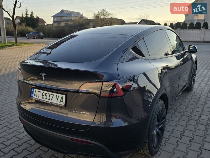 Внедорожник / Кроссовер Tesla Model Y 2024 в Ивано-Франковске