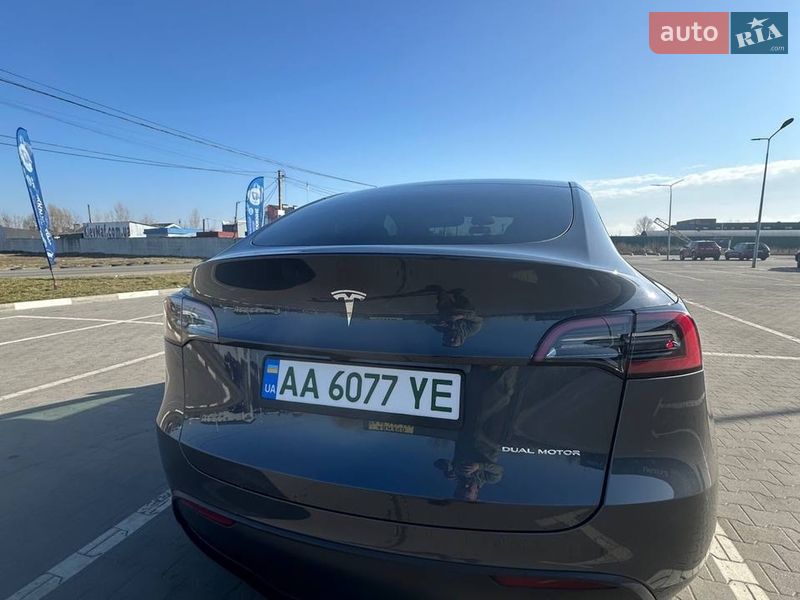 Позашляховик / Кросовер Tesla Model Y 2023 в Києві фото 8 Позашляховик / Кросовер Tesla Model Y 2023 в Києві