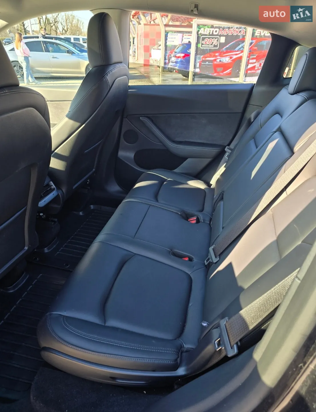 2024 Tesla Model Y - мініатюра 28
